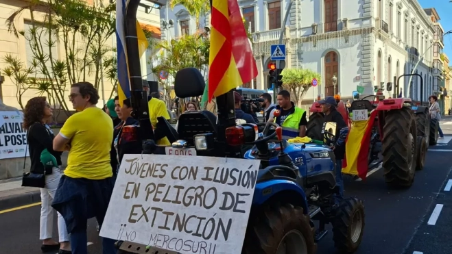 Imagen de las protestas del sector primario en Tenerife / ÁLVARO OLIVER - AH