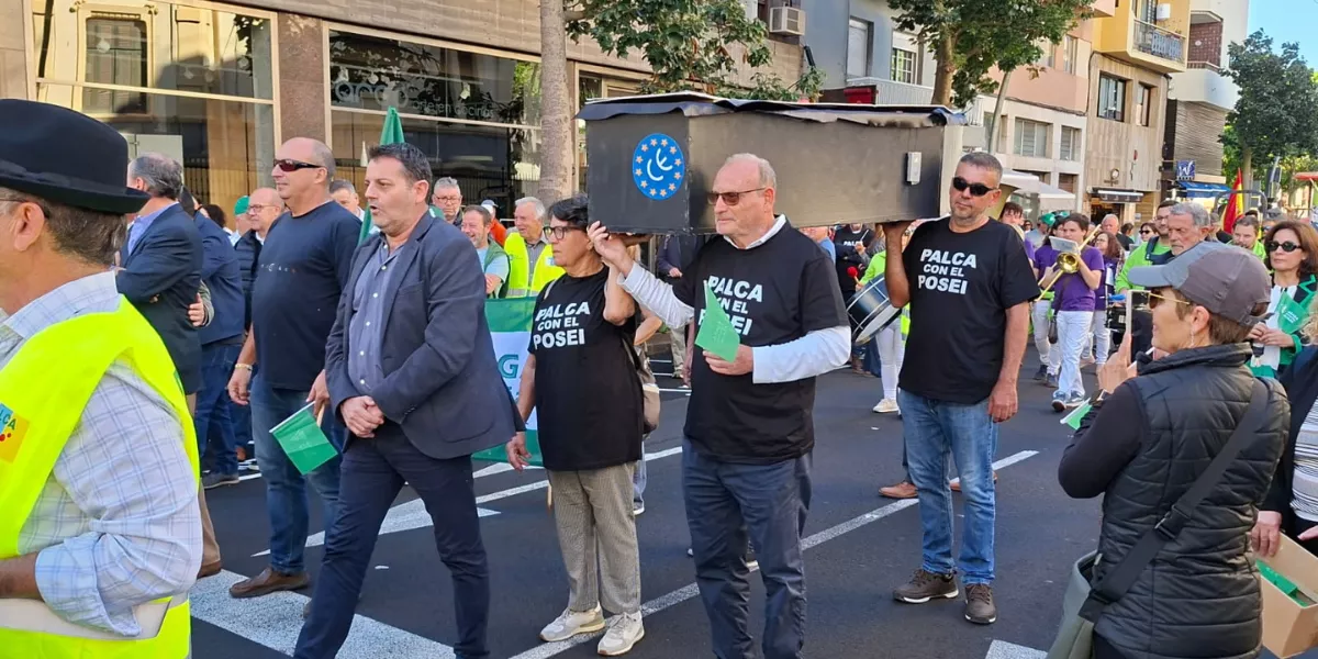 Imagen de las protestas del sector primario en Tenerife / ÁLVARO OLIVER - AH