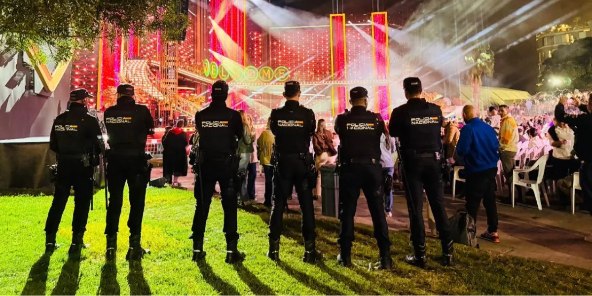 Imagen del dispositivo de la Policía Nacional para el Carnaval de Las Palmas de Gran Canaria  POLICÍA NACIONAL