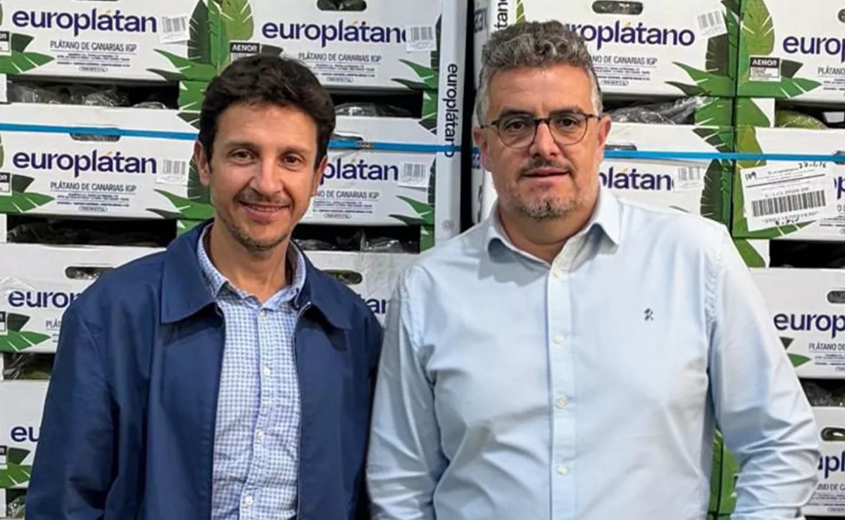 Añaterve Pérez (izquierda), nuevo gerente de Europlátano / RED