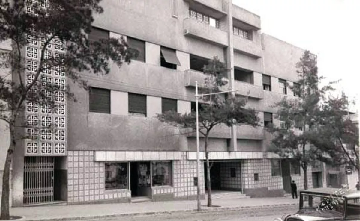 Exterior Teatro Baudet|REDES