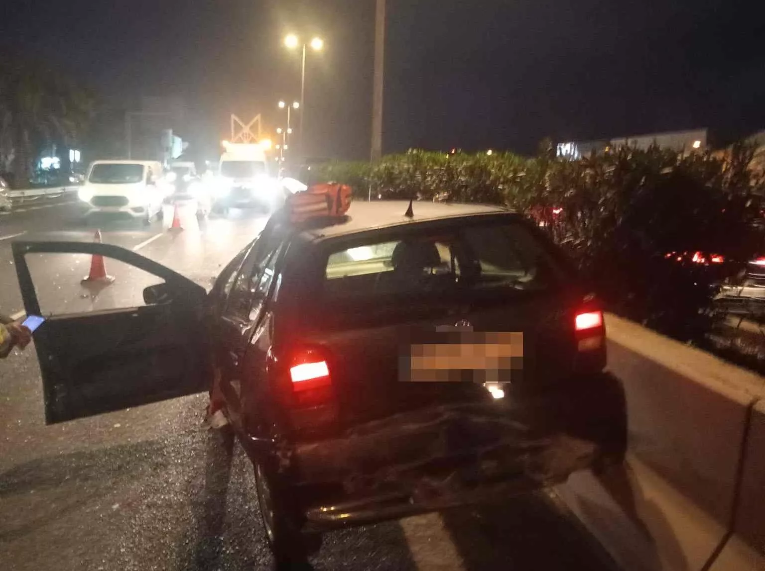 Un accidente provoca fuertes retenciones en la GC-1 a la altura de El Goro en plena hora punta. AH