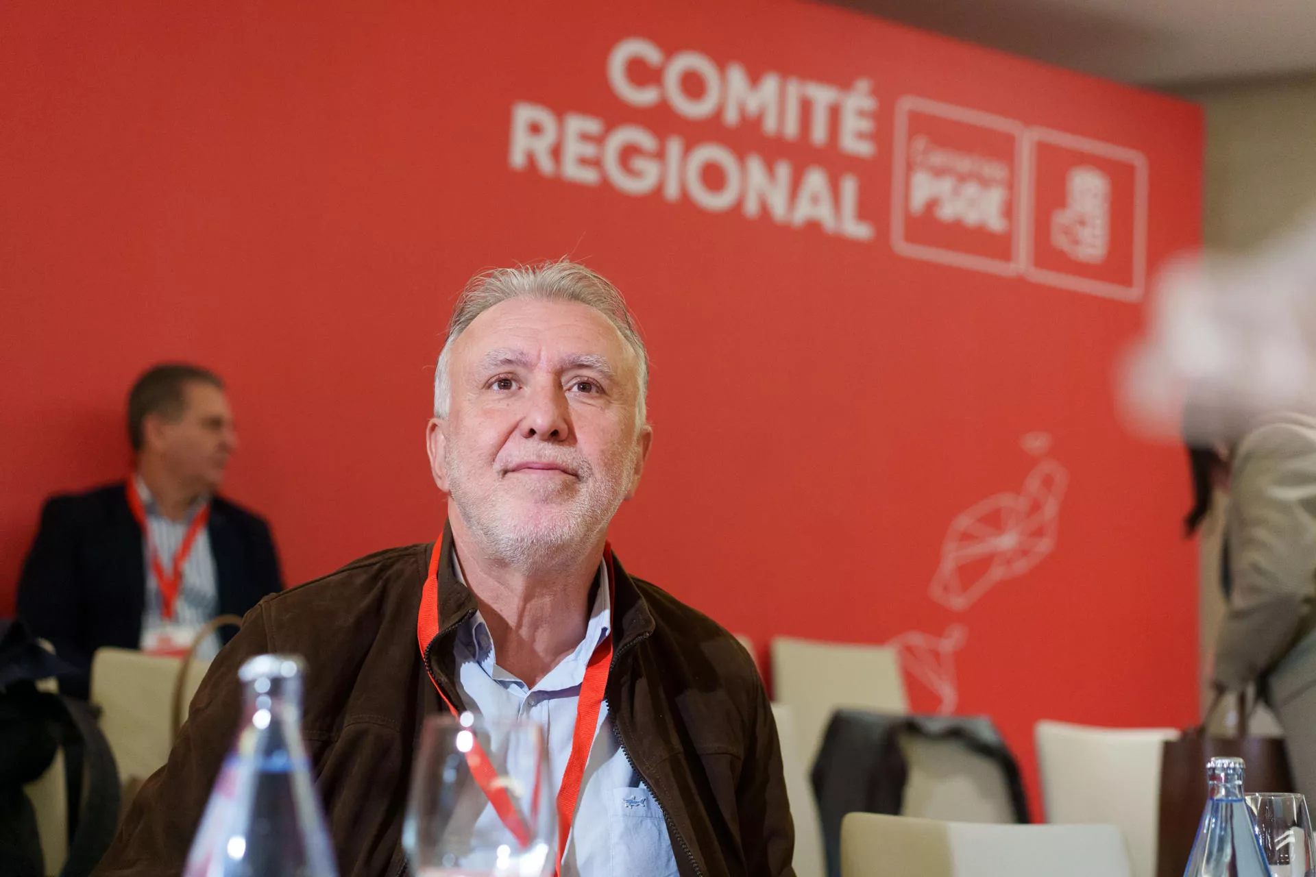  El secretario general del PSOE de Canarias, Ángel Victor Torres, durante la reunión del comité regional de su partido celebrada este sábado en Santa Cruz de Tenerife./ RAMÓN DE LA ROCHA-EFE