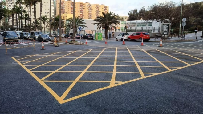 Otra parte de la reparación realizada por Emalsa en la avenida Mesa y López. / AH