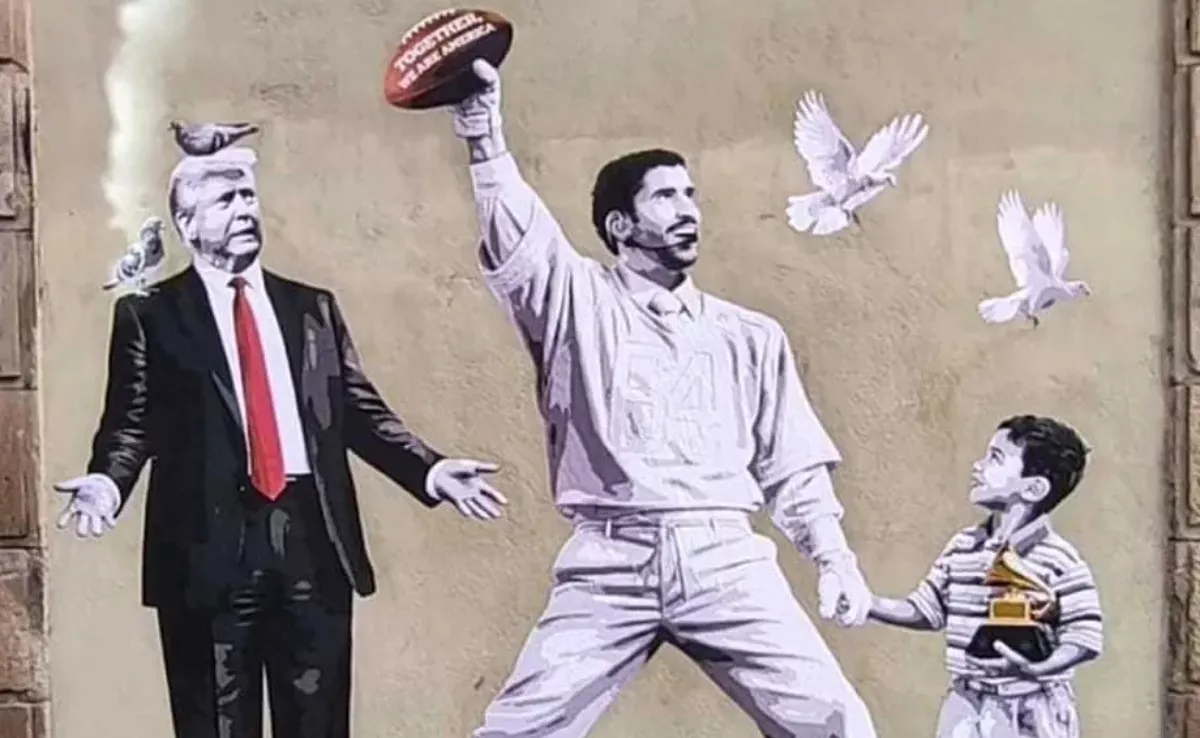 Donald Trump, Bad Bunny y Liam Conejo Ramos, retratados por Alberto León en una calle de Barcelona. / REDES