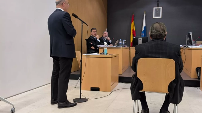 El ex magistardi y abogado José Antonio Choclán, autor de la querella que ha llevado al banquillo a Vicente Boluda. / AH El ex magistardi y abogado José Antonio Choclán, autor de la querella que ha llevado al banquillo a Vicente Boluda. / AH