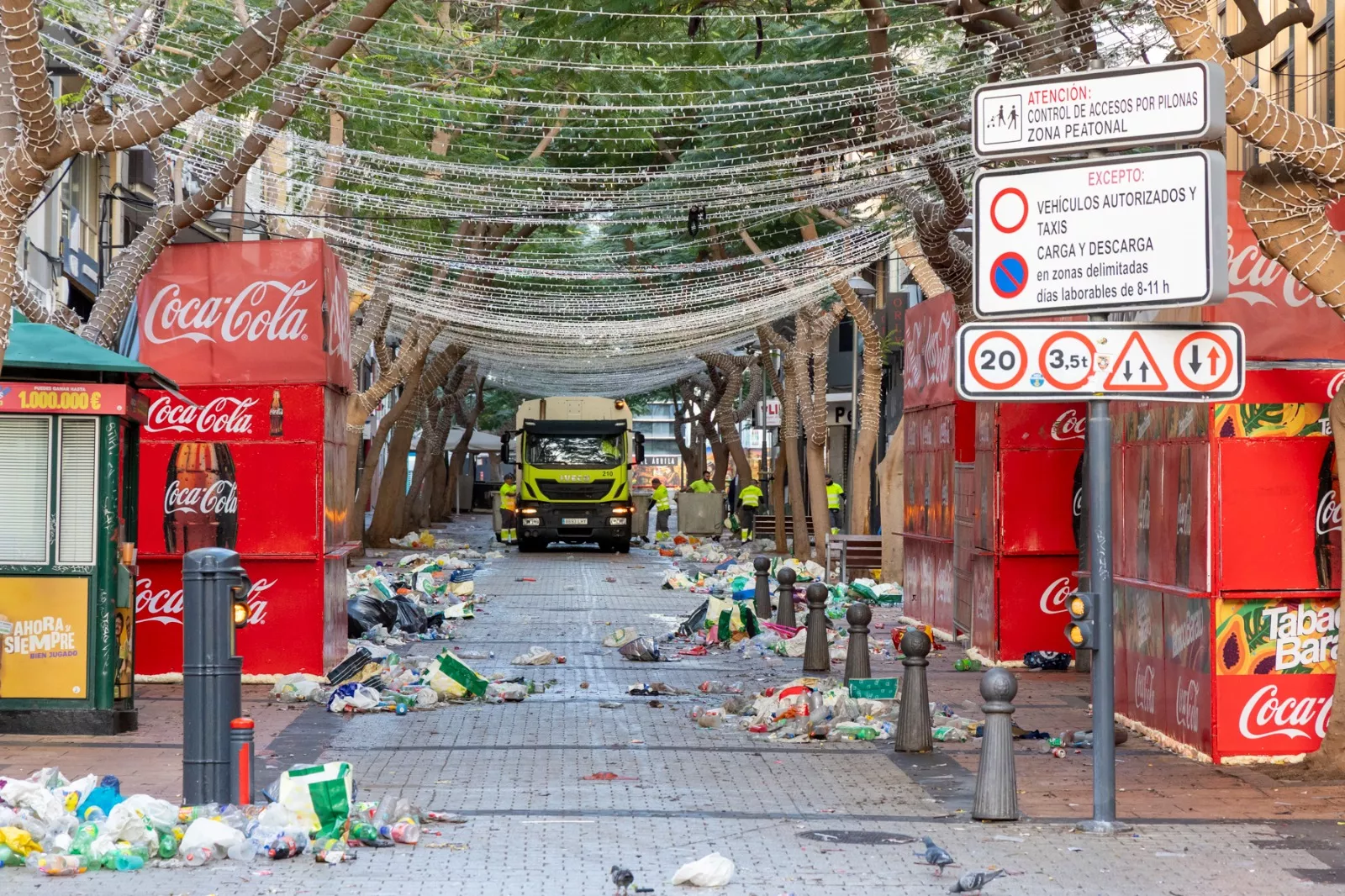 Limpieza durante el Carnaval de Santa Cruz de Tenerife