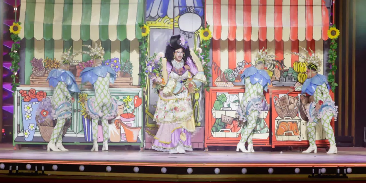 Drag La Tacones (Kevin Doramas Jiménez Moreno) con un diseño de Nancy Henríquez González / LPA CARNAVAL