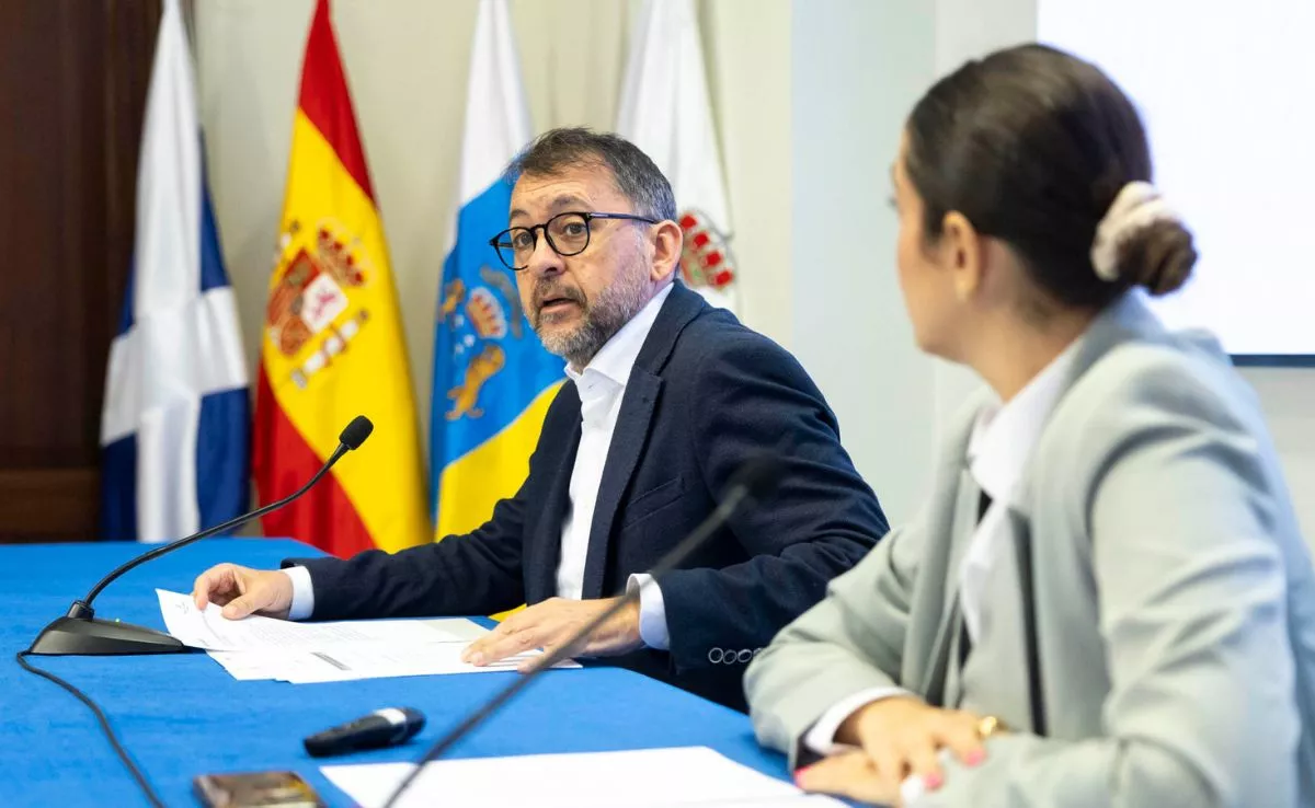 Alcalde, José Manuel Bermúdez, y concejal, Charín González|EFE