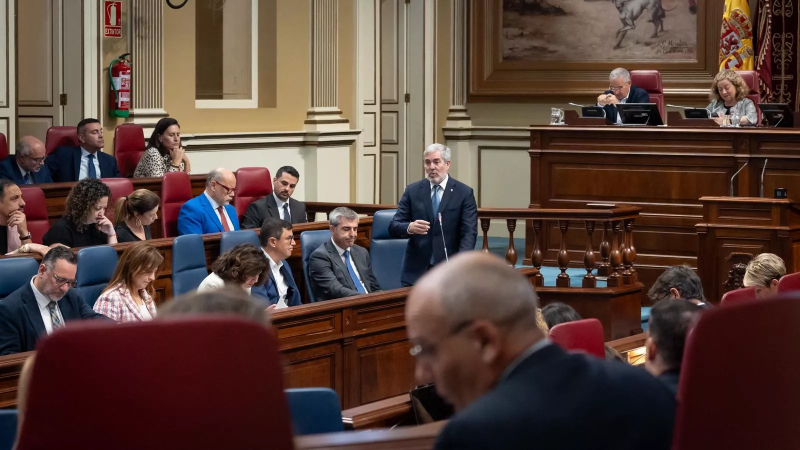El presidente de Canarias, Fernando Clavijo, en el Parlamento canario. / GOBIERNO DE CANARIAS