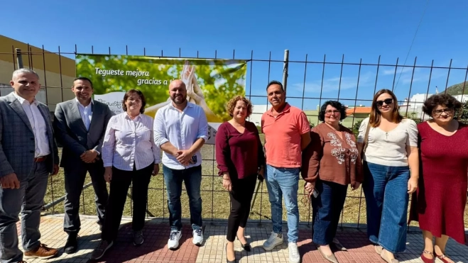 Imagen de la visita a la parcela donde estará el centro de salud de Tegueste / CONSEJERÍA DE SANIDAD Imagen de la visita a la parcela donde estará el centro de salud de Tegueste / CONSEJERÍA DE SANIDAD