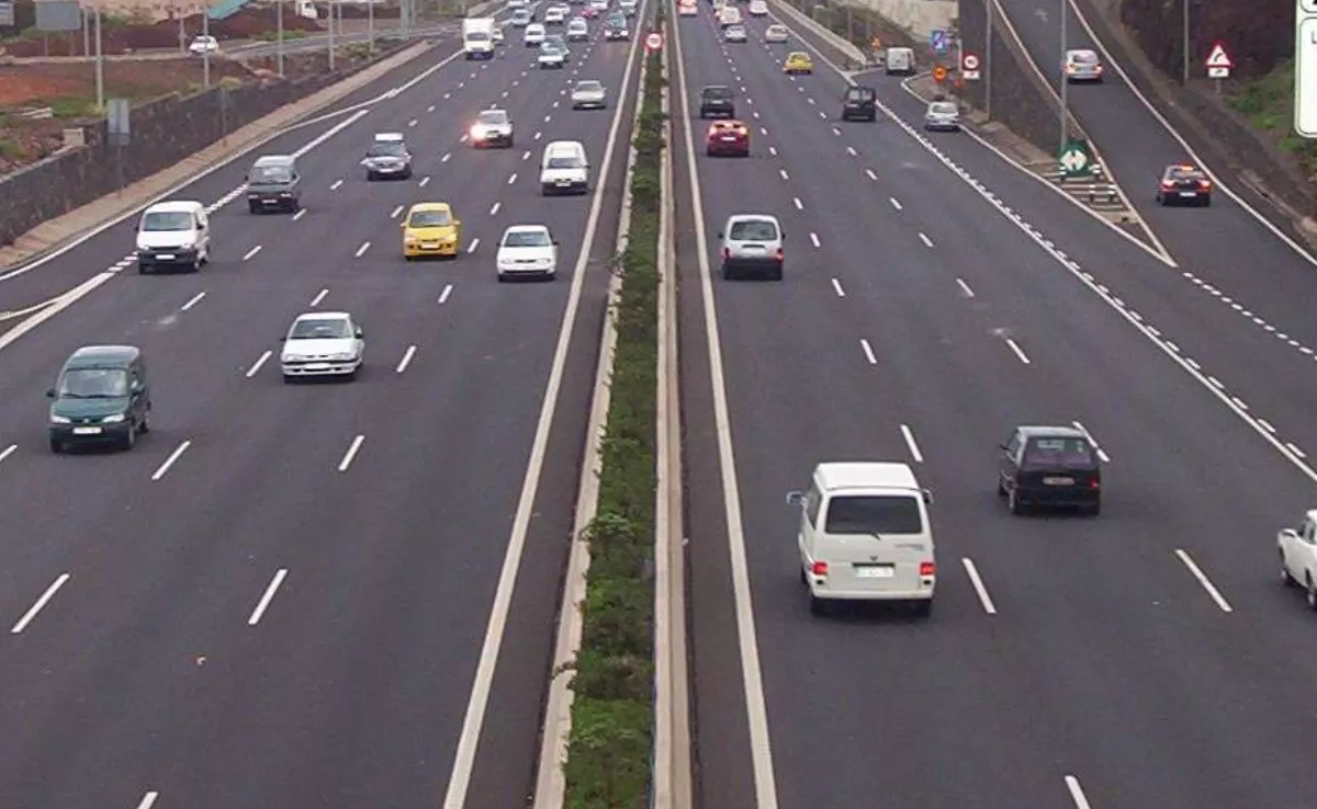Imagen de la autopista TF-5 en Tenerife. / CABILDO DE TENERIFE