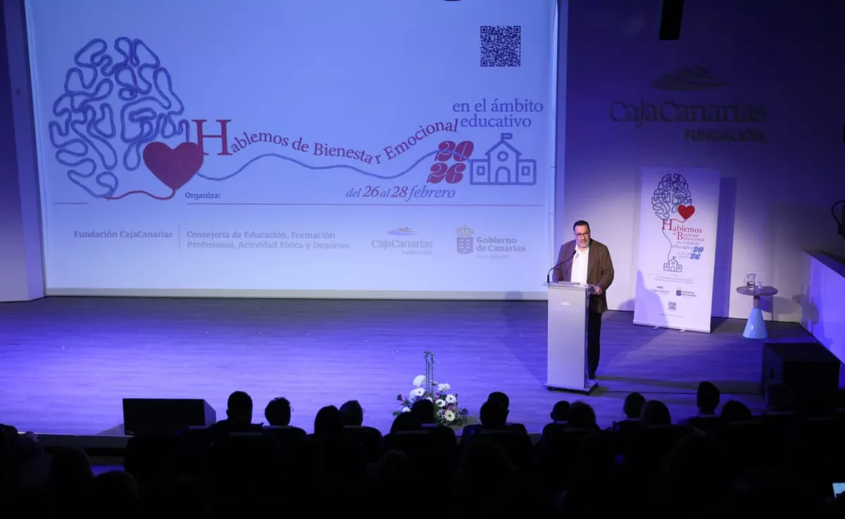 El consejero de Educación, Poli Suárez, durante la inauguración de las jornadas Hablemos de Bienestar Emocional / GOBIERNO DE CANARIAS