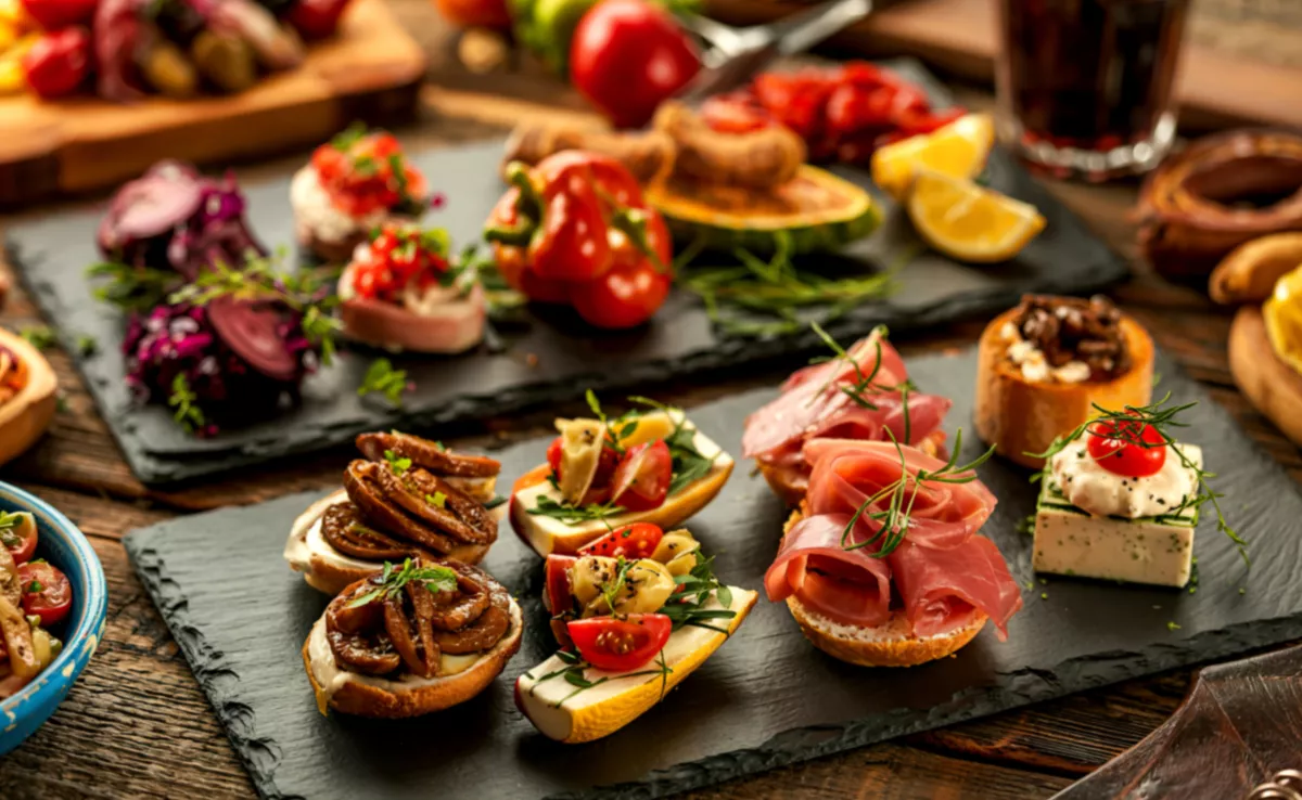 Imagen de unas tapas / CANVA