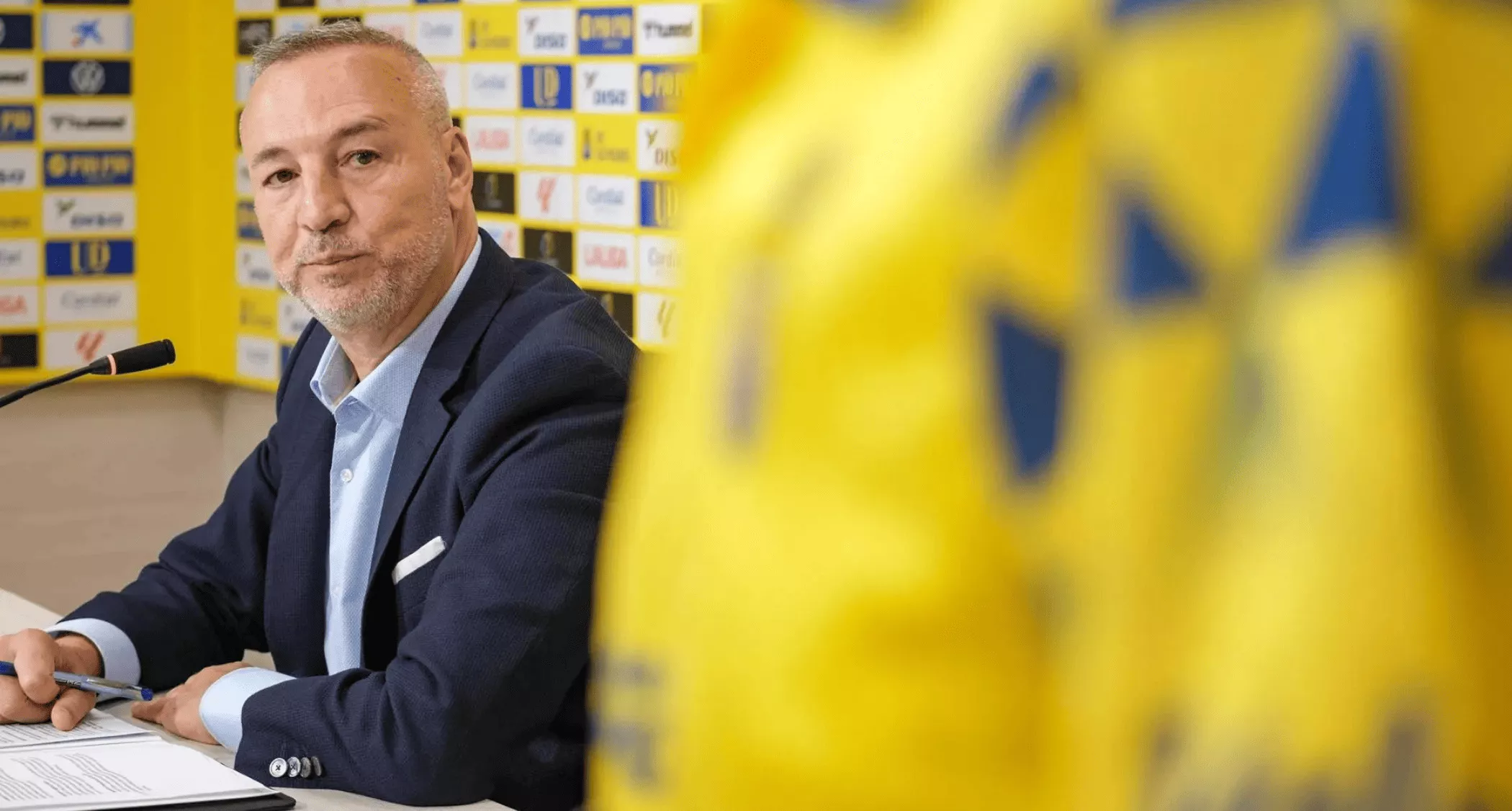 La controvertida jugada de la fiscal que reabre la batalla judicial con Ramírez. / ÁNGEL MEDINA G.-EFE