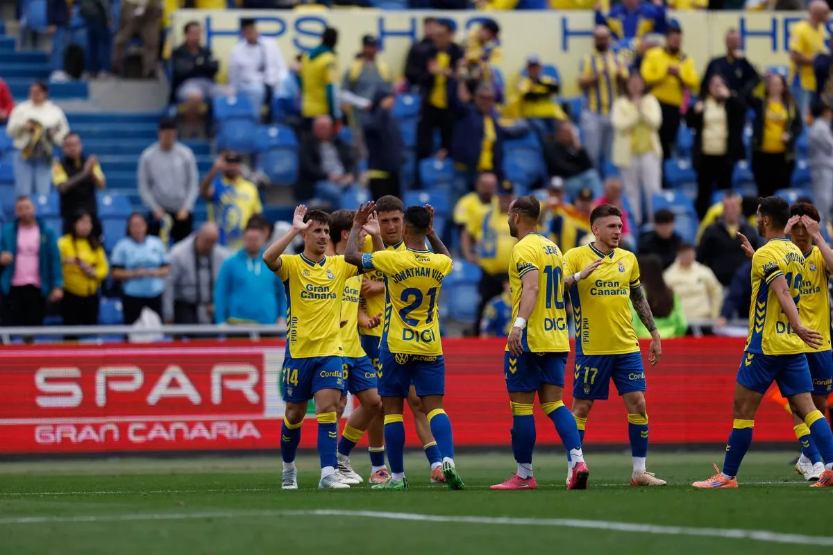 Jugadores de la UD Las Palmas celebrando la victoria. /Redes