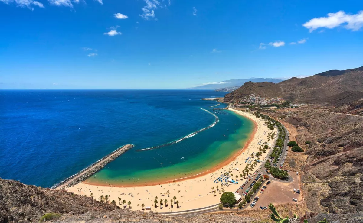 Playa de Las Teresitas / HOLA ISLAS CANARIAS