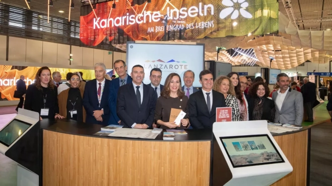 Autoridades canarias en la ITB de Berlín / EFE - CARLOS DE SÁA