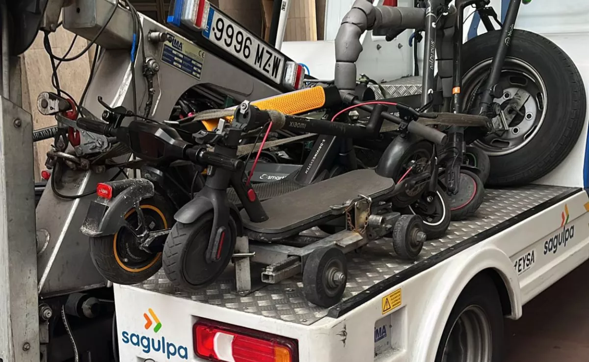 La Policía Local de Las Palmas de Gran Canaria impone las primeras multas a patinetes. / POLICÍA LOCAL DE LAS PALMAS DE GRAN CANARIA