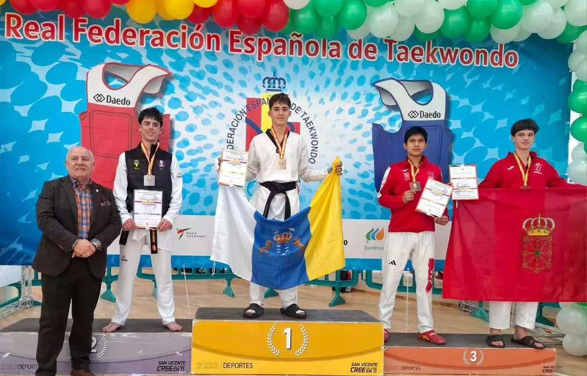 Víctor Miguel Muñoz se impuso en la categoría -63 kilos tras superar cinco exigentes combates. CEDIDA