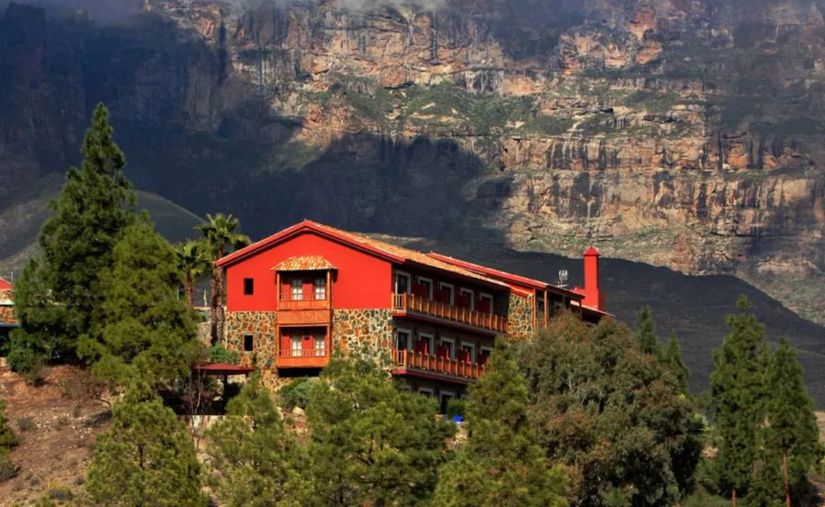 El Hotel Las Tirajanas, en Tunte, Gran Canaria. / ARCHIVO