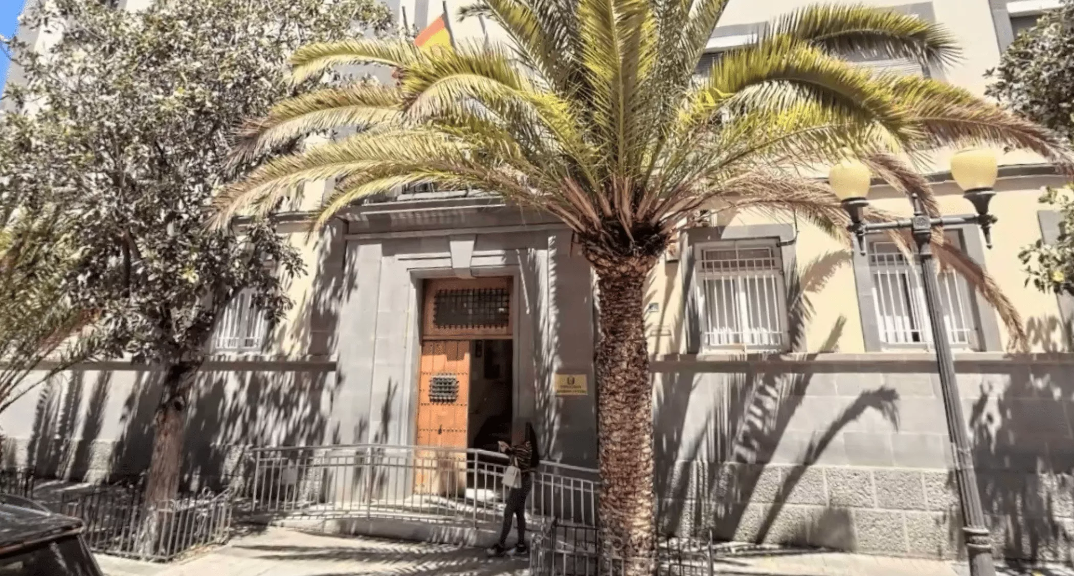 Retraso de tres meses en las obras de la Concejalía del Distrito Centro de Las Palmas. / AH