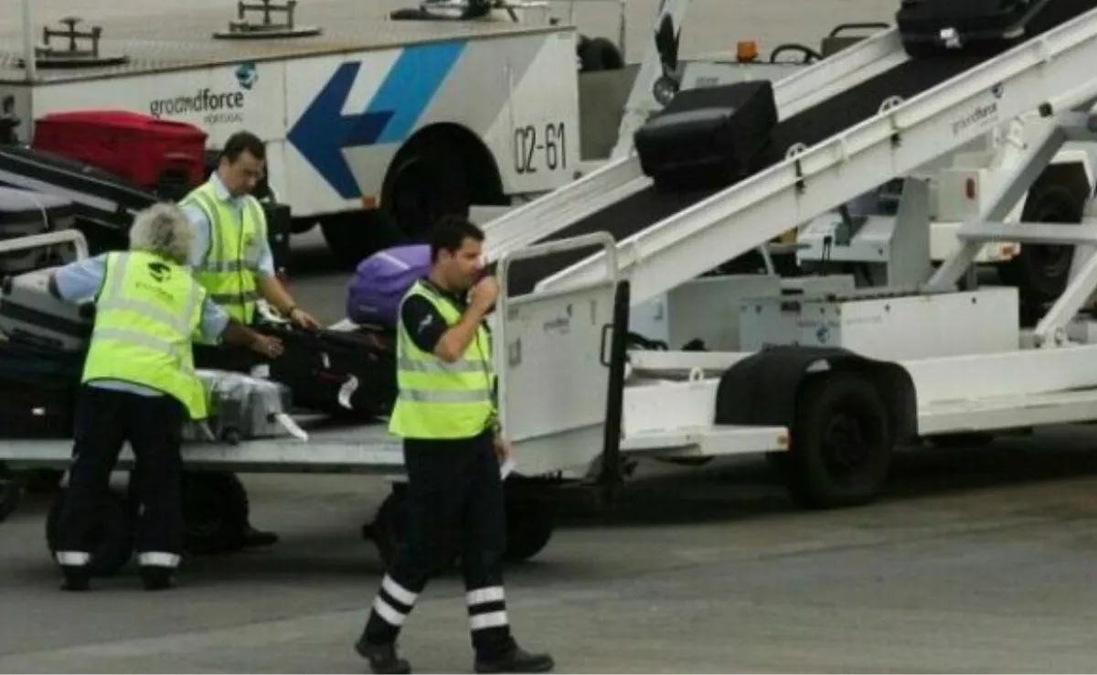 Trabajadores de handling de una de empresas convocadas a movilizaciones / AH