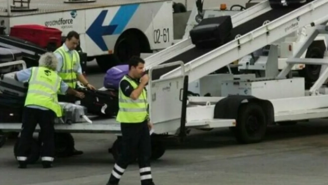 Trabajadores de handling de una de empresas convocadas a movilizaciones / AH