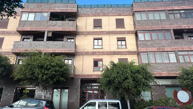 Fachada principal del Residencial La Cima. / AH