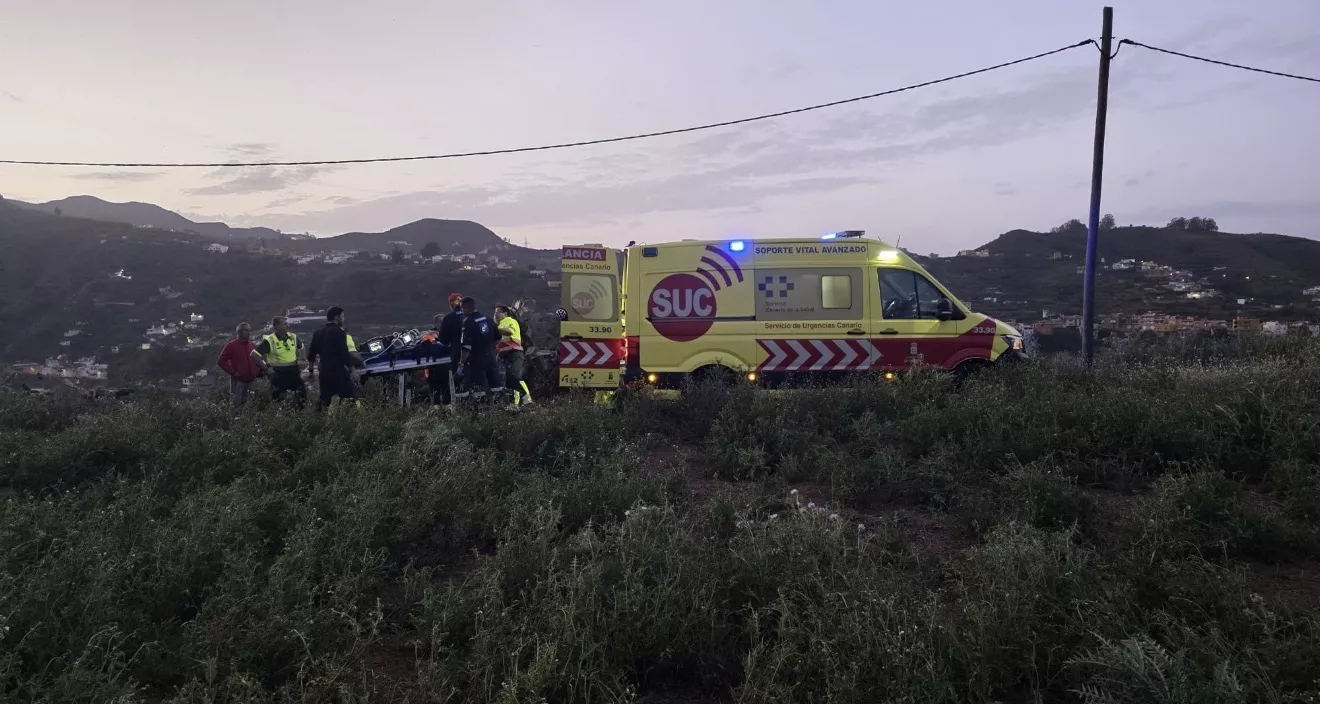 Un motorista resulta herido de carácter grave tras sufrir un accidente en Gran Canaria. / 112 CANARIAS