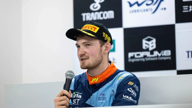 El piloto Gregoire Munster / DOMINGO ALONSO GROUP