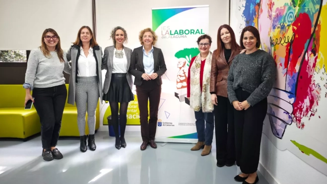 Presentación del proyecto entre la Cámara y Caixabank Dualiza / CÁMARA DE COMERCIO Presentación del proyecto entre la Cámara y Caixabank Dualiza / CÁMARA DE COMERCIO