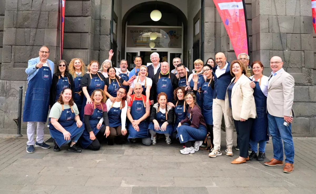 Personal del mercado de Vegueta / AH