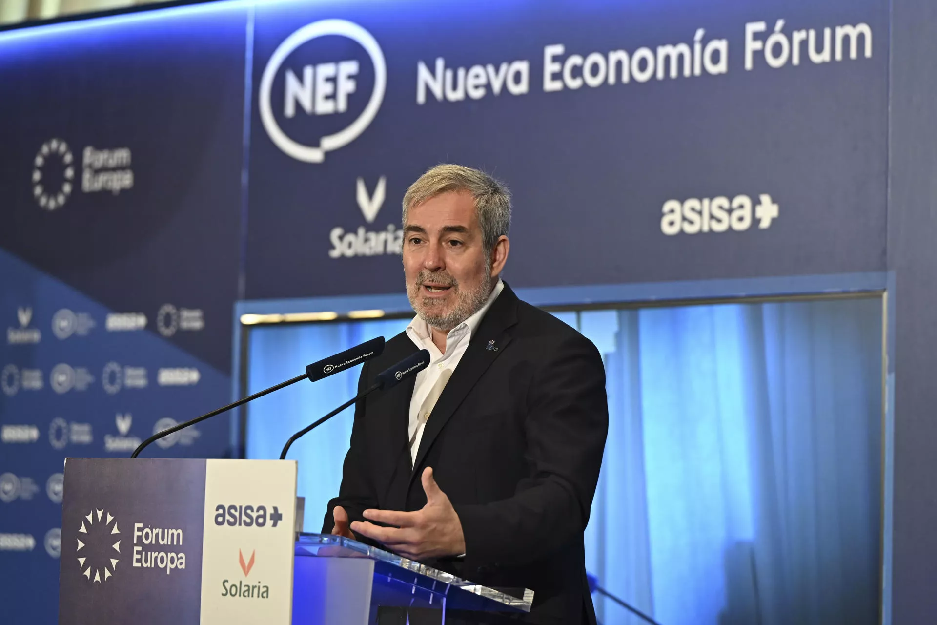 El presidente de Canarias, Fernando Clavijo protagoniza un desayuno informativo organizado por Fórum Europa, este jueves en Madrid. / EFE - FERNANDO VILLAR