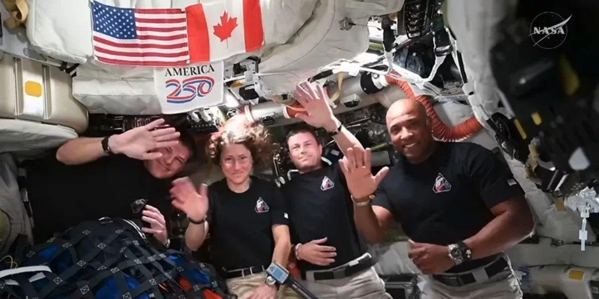 Imagen de los astronautas a bordo de Artemis II / EFE