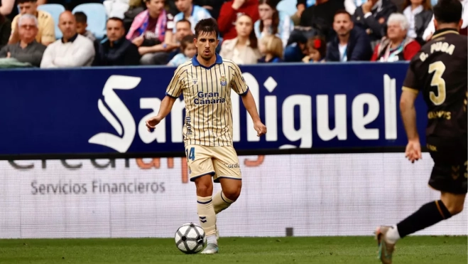 Momento del partido entre el Málaga y la UD / UD LAS PALMAS Momento del partido entre el Málaga y la UD / UD LAS PALMAS