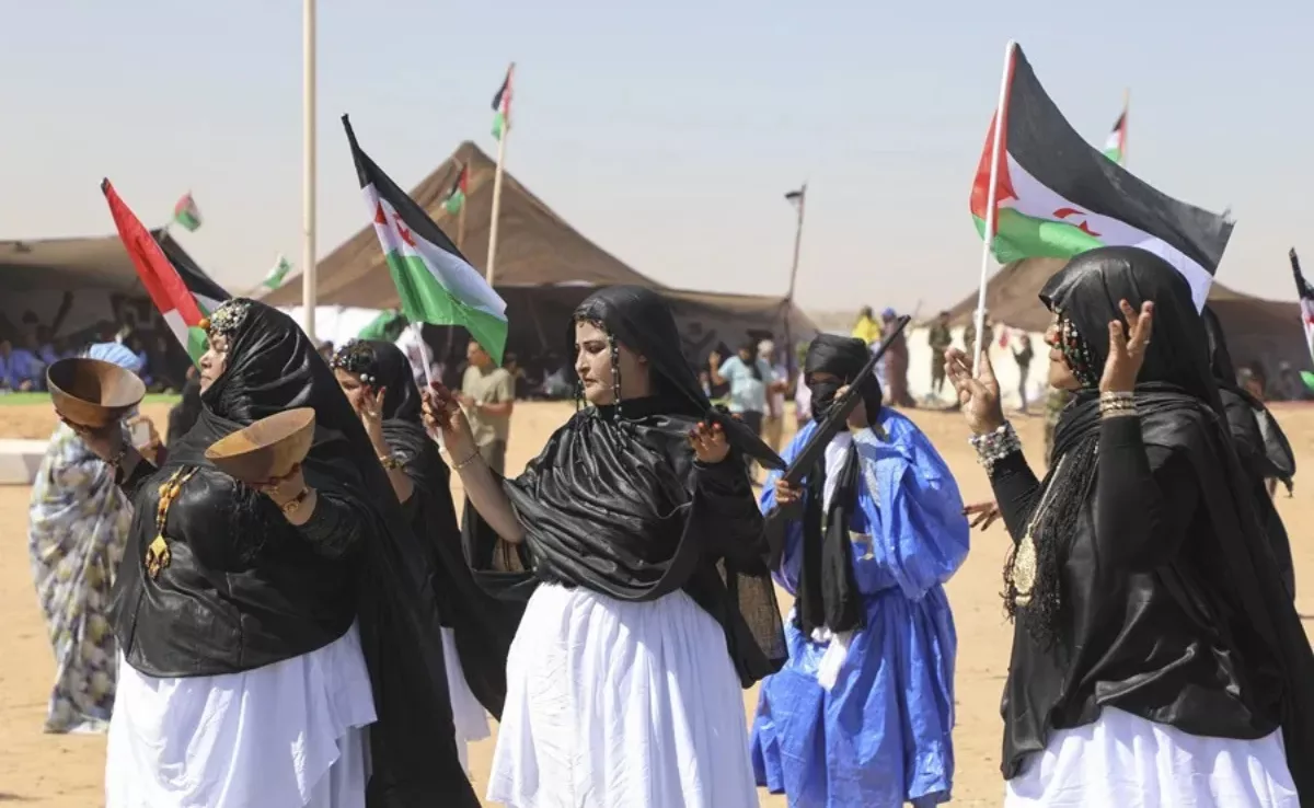 Un grupo de mujeres en el Sáhara / EFE