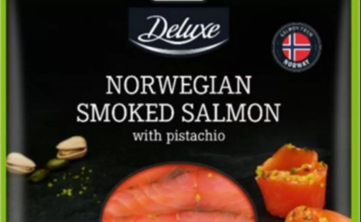 Salmón ahumado noruego con pistacho de la marca Deluxe. / REDES