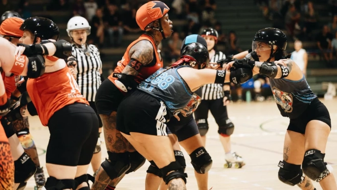 Alba Hernández (dcha) durante un partido / CEDIDA