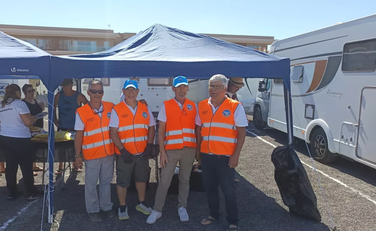 Autocaravanistas de ACAT Tenerife./ CEDIDA
