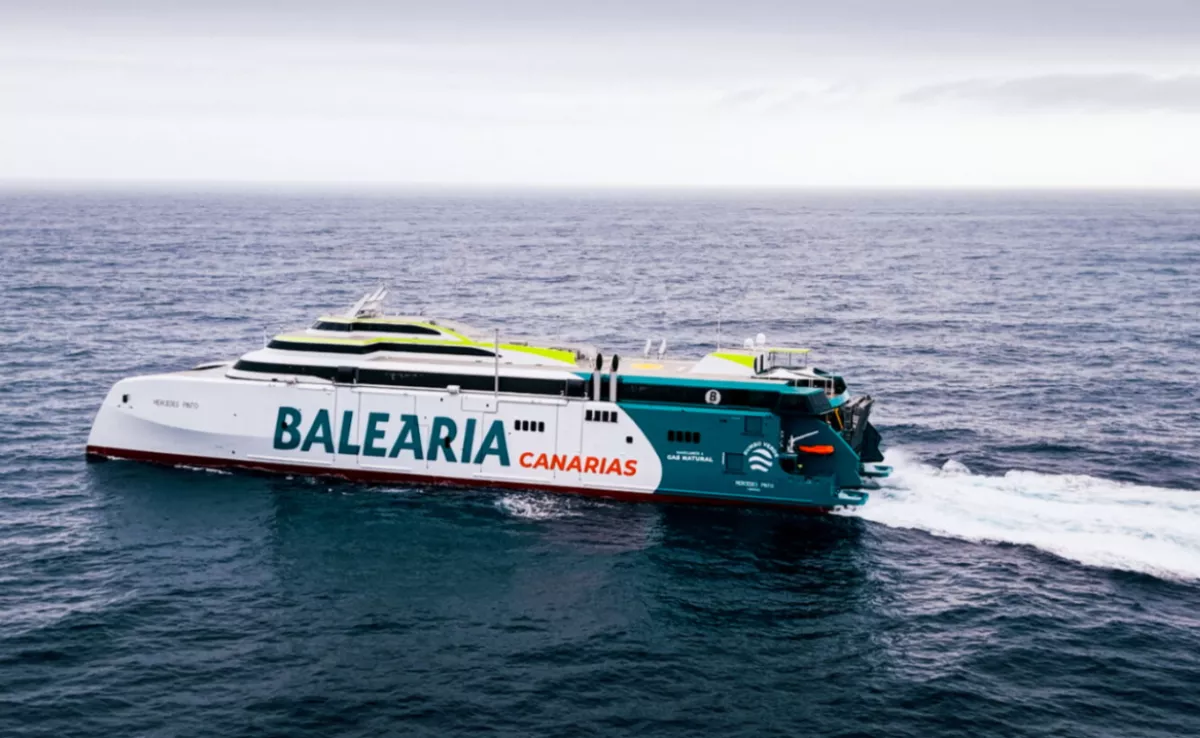 Fast ferry Mercedes Pinto. / BALEÀRIA