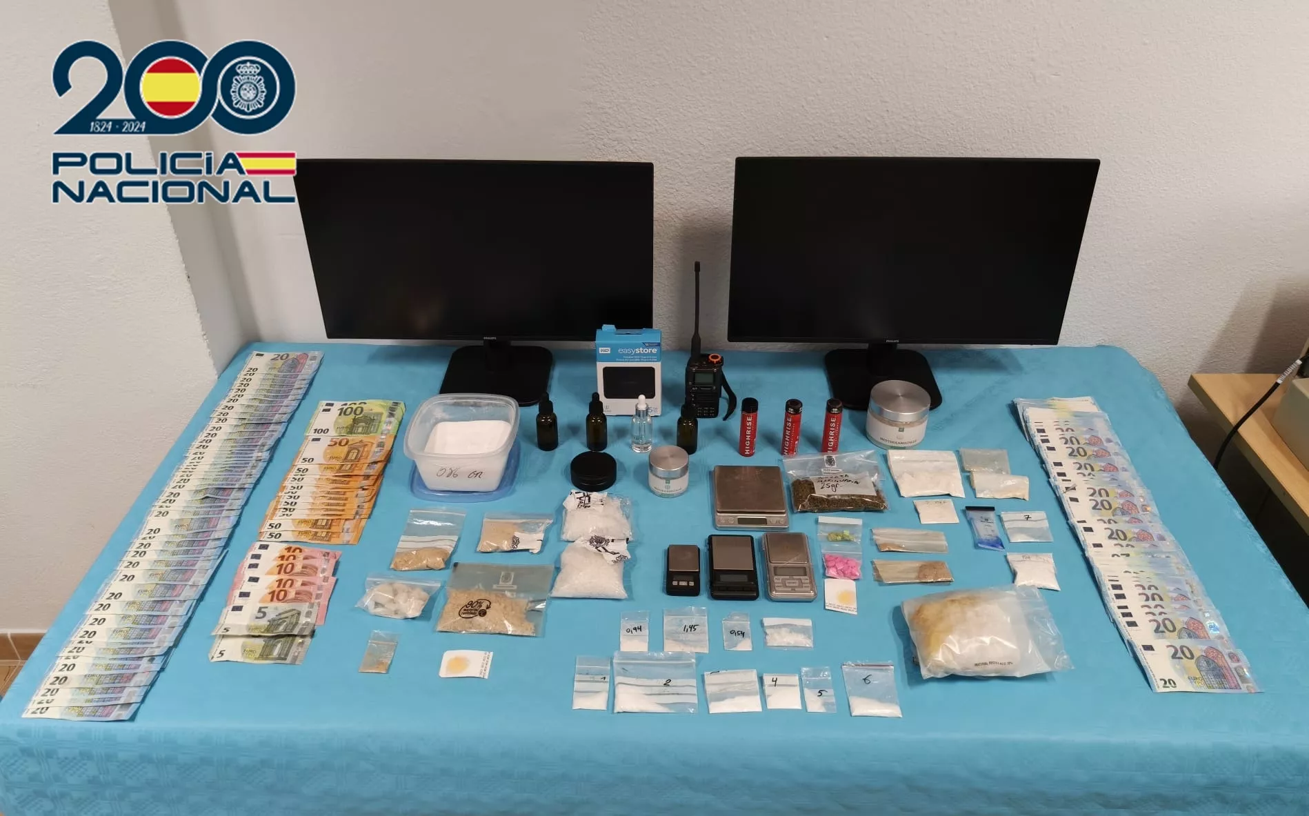 Detenido en el sur de Gran Canaria cuando iba a llevar droga a Barcelona. AH