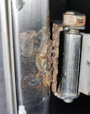 Carro de comidas Hospital Santísima Trinidad del IASS./ CEDIDA