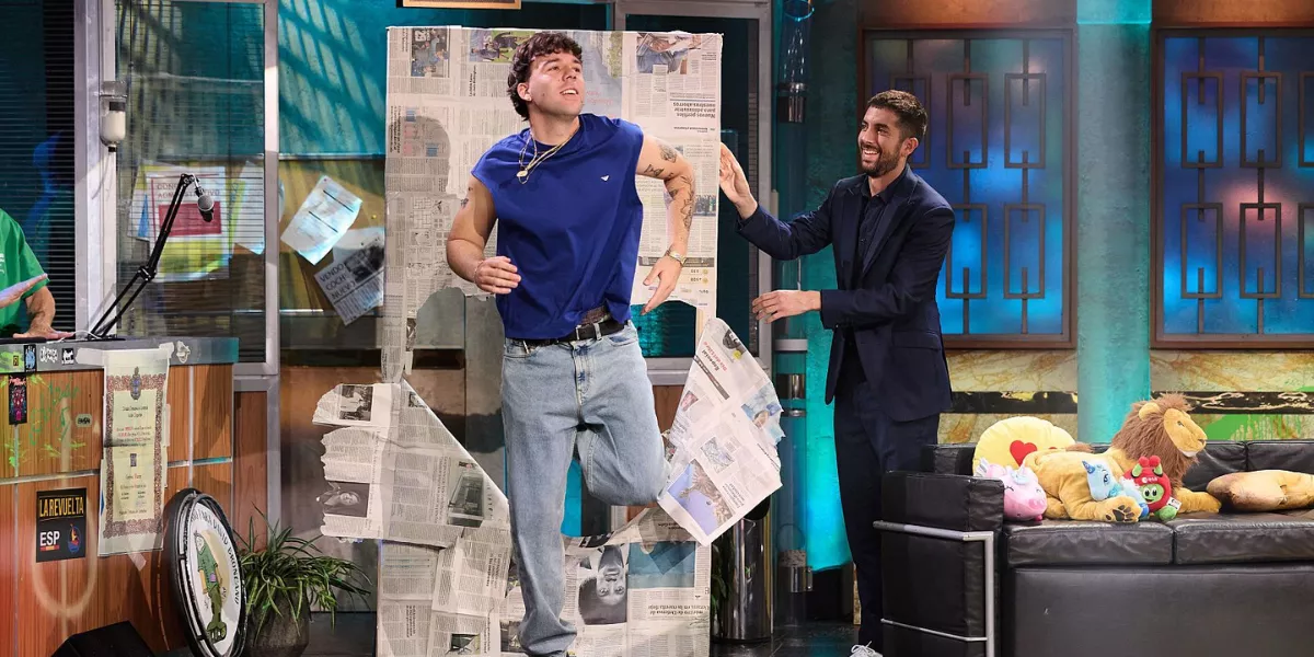 Imagen del cantante canario Quevedo en 'La Revuelta'  LA REVUELTA 