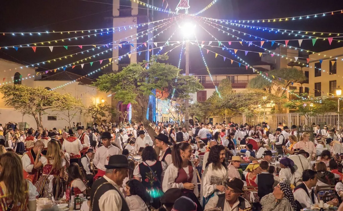 Baile de Magos de Santa Cruz / AYUNTAMIENTO DE SANTA CRUZ DE TENERIFE