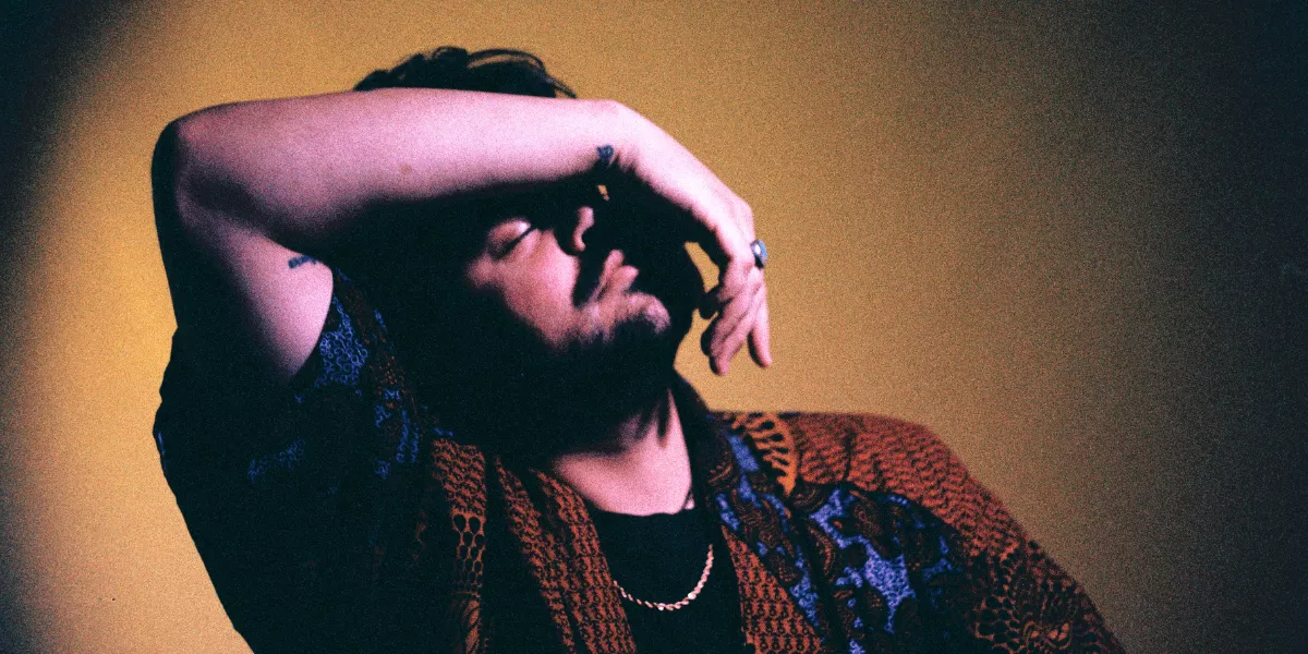 Nauci Gold lanza ‘Neones’, el nuevo adelanto de su próximo álbum / CEDIDA