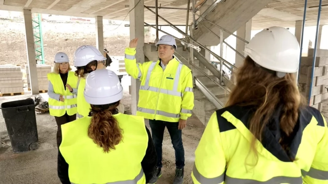 55236043413 0df124a9ff b