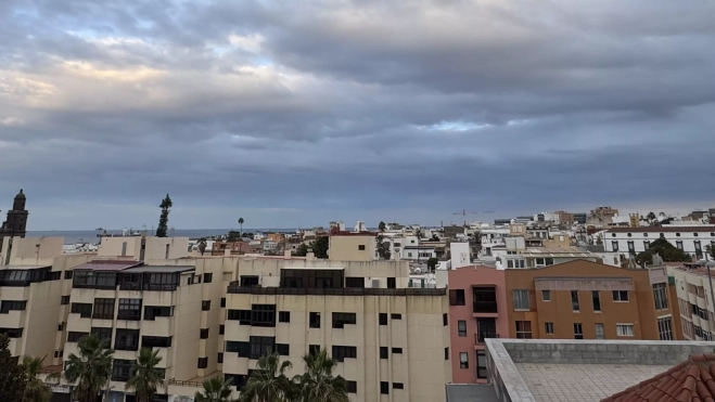 La panza de burro se cronifica en 2026: más días nublados y menos sol en Las Palmas de Gran Canaria. / AH