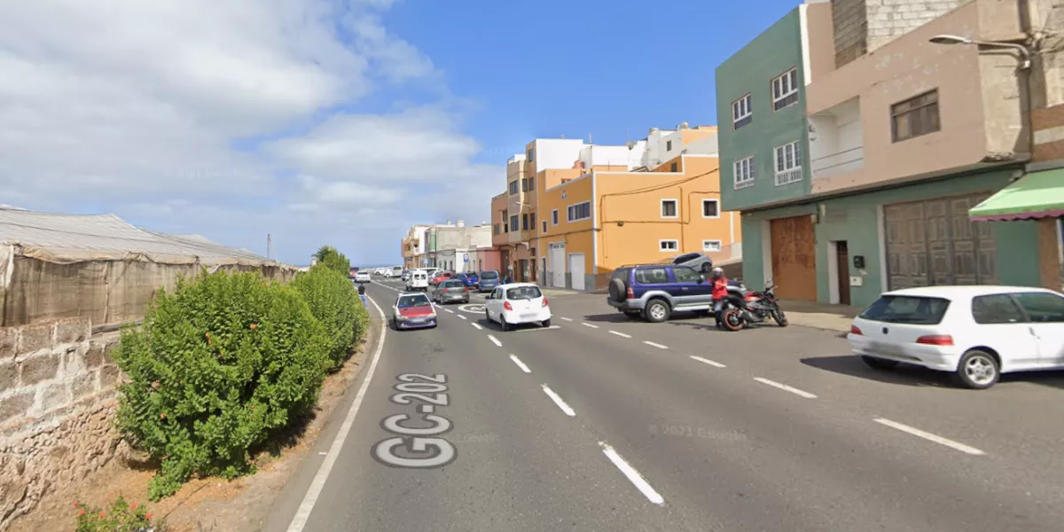 Imagen de la vía de Sardina del Norte donde se produjo el accidente / GOOGLE MAPS 