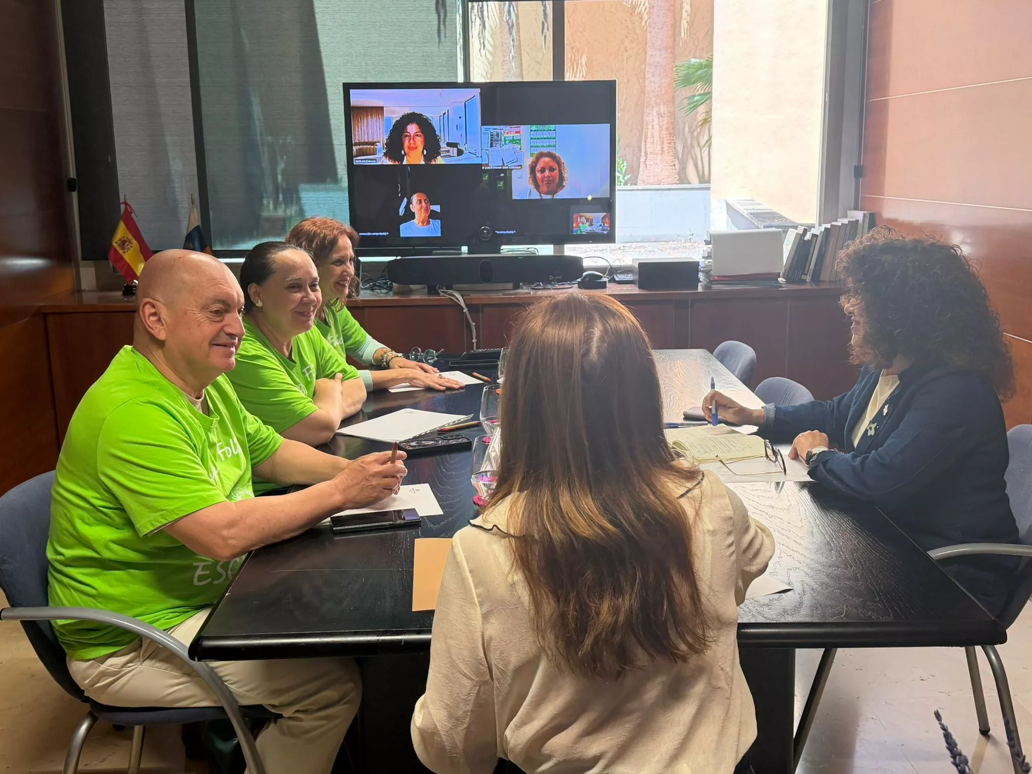Escuelas infantiles de Canarias llevan su crisis a la Diputación del Común. CEDIDA